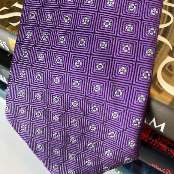 NWOT BROOKS BROTHERS “346” Pure Silk Mens Necktie Purple Abstract. - Picture 3 of 8